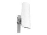 MIKROTIK RB911G-2HPND-12S Base station mANTBox 2 12S 2X2MIMO 2.4GHz 1x RJ45 1000Mb/s 12dBi Antenna